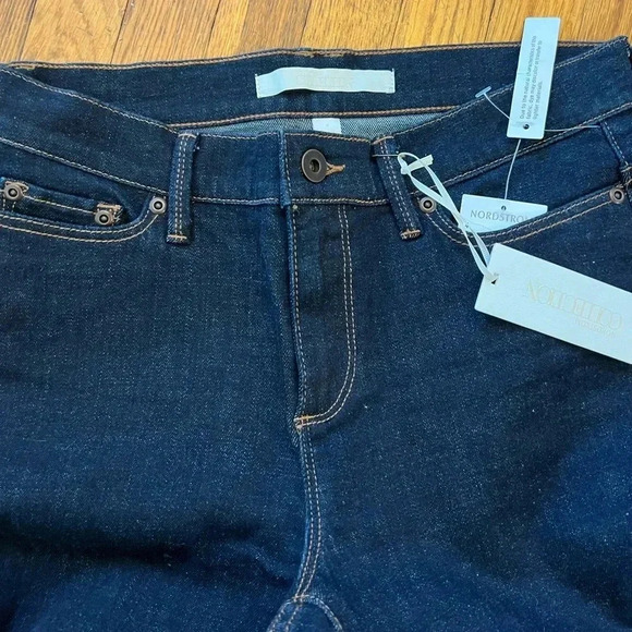 NORDSTROM COLLECTION NWT Dark Denim Jeans Flared - Picture 4 of 5